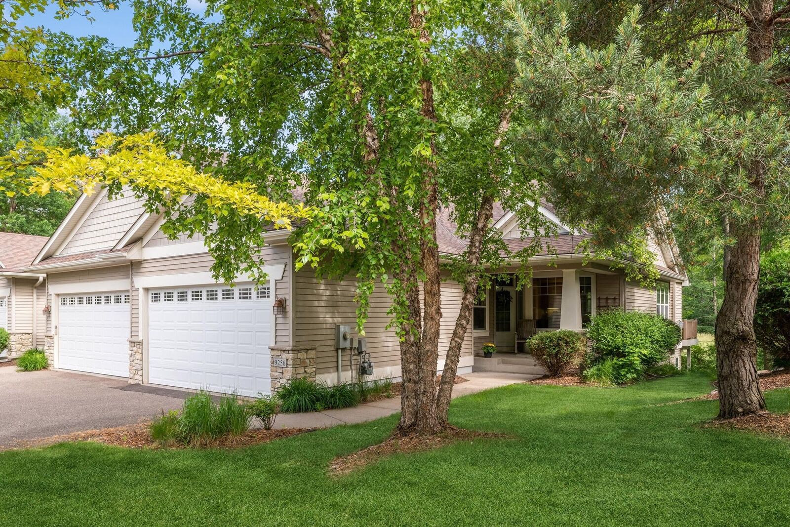 Property Photo: 9256 Francis Lane MN 55347