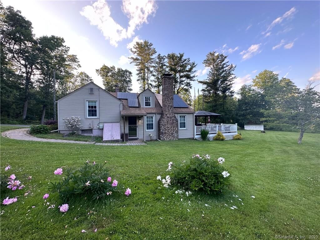 Property Photo:  448 Maple Shade Road  CT 06457 