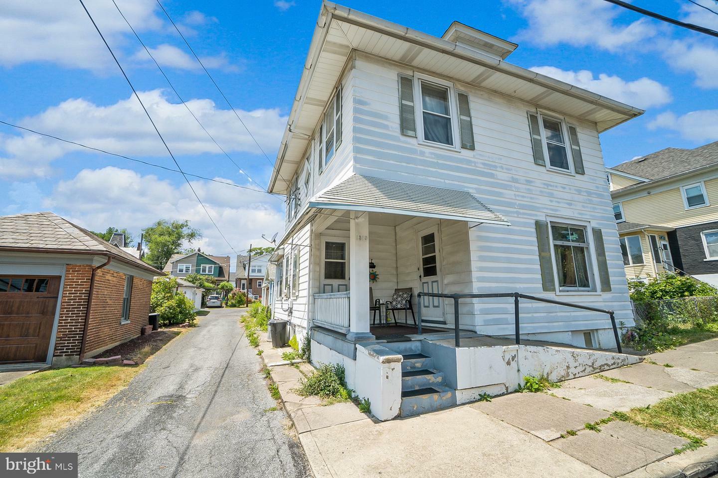 Property Photo:  1315 Lenox Avenue  PA 18018 