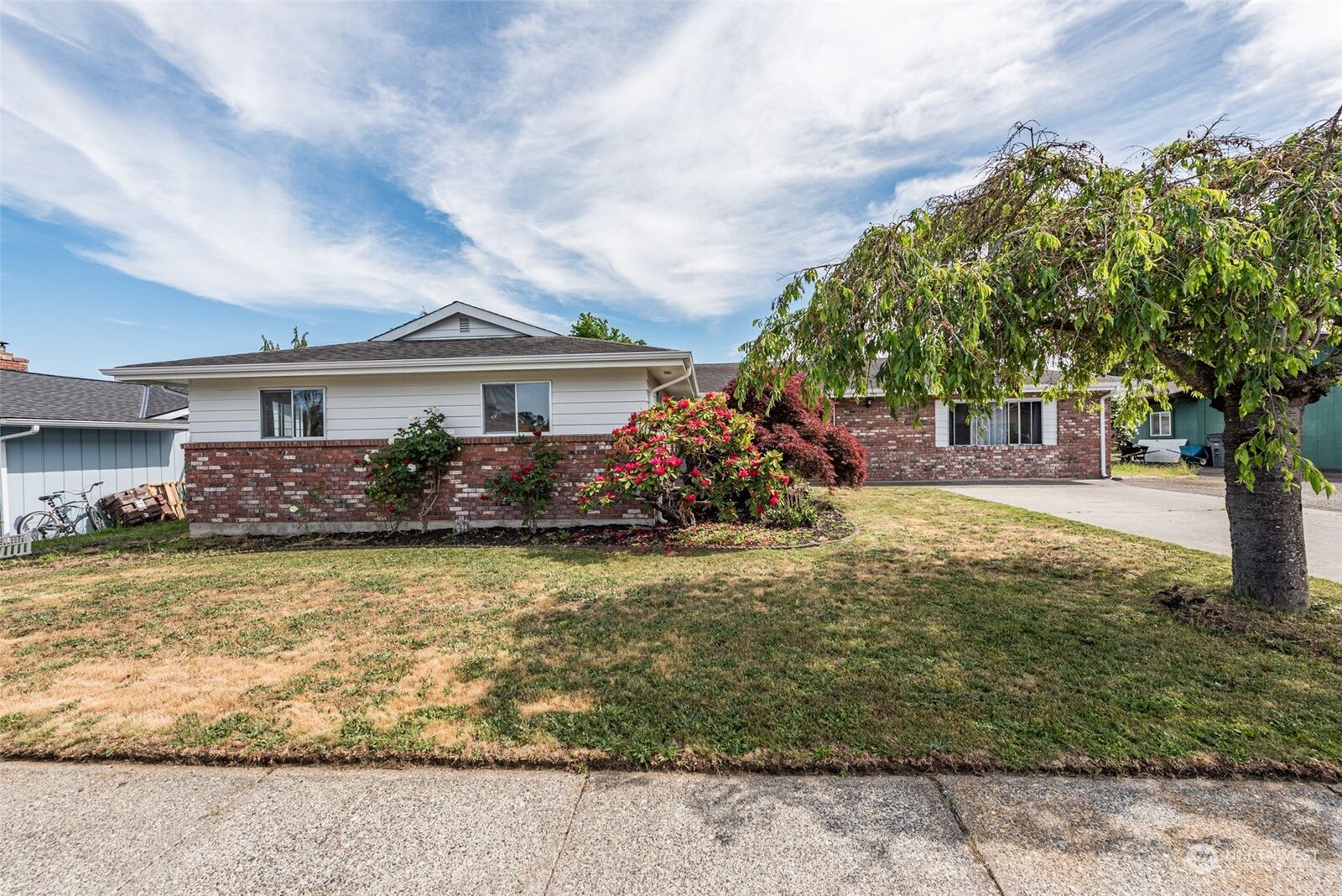 House for sale in Sequim 725 E Alder Street, Sequim, WA 98382