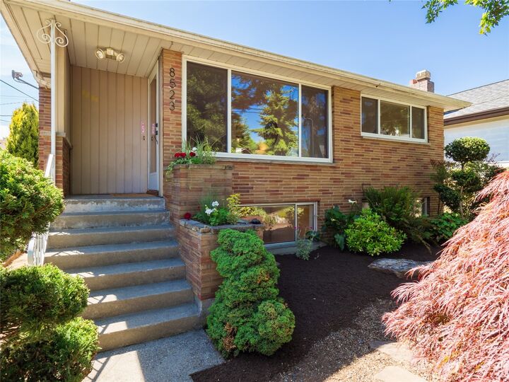 Property Photo: 8523 17th Avenue NW WA 98117
