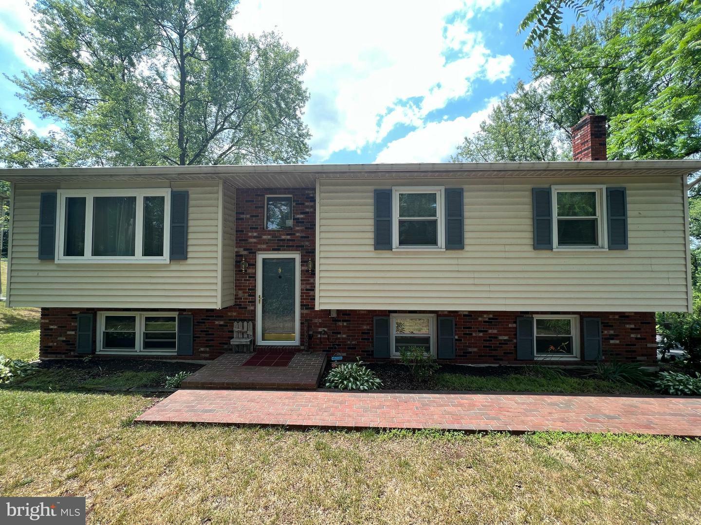 1645 N Union Street  Middletown PA 17057 photo