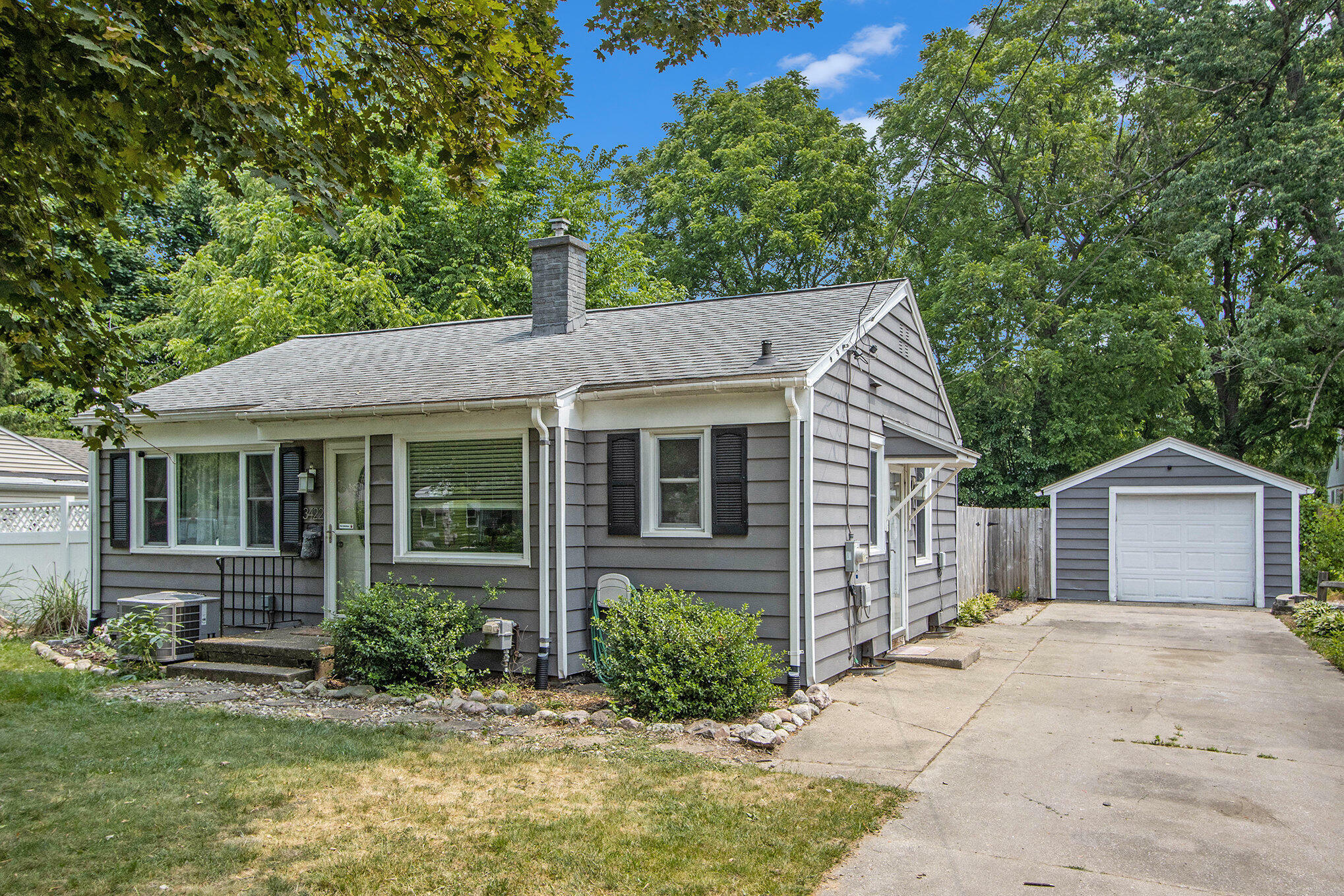 3422 Michael Avenue  Kalamazoo MI 49004 photo