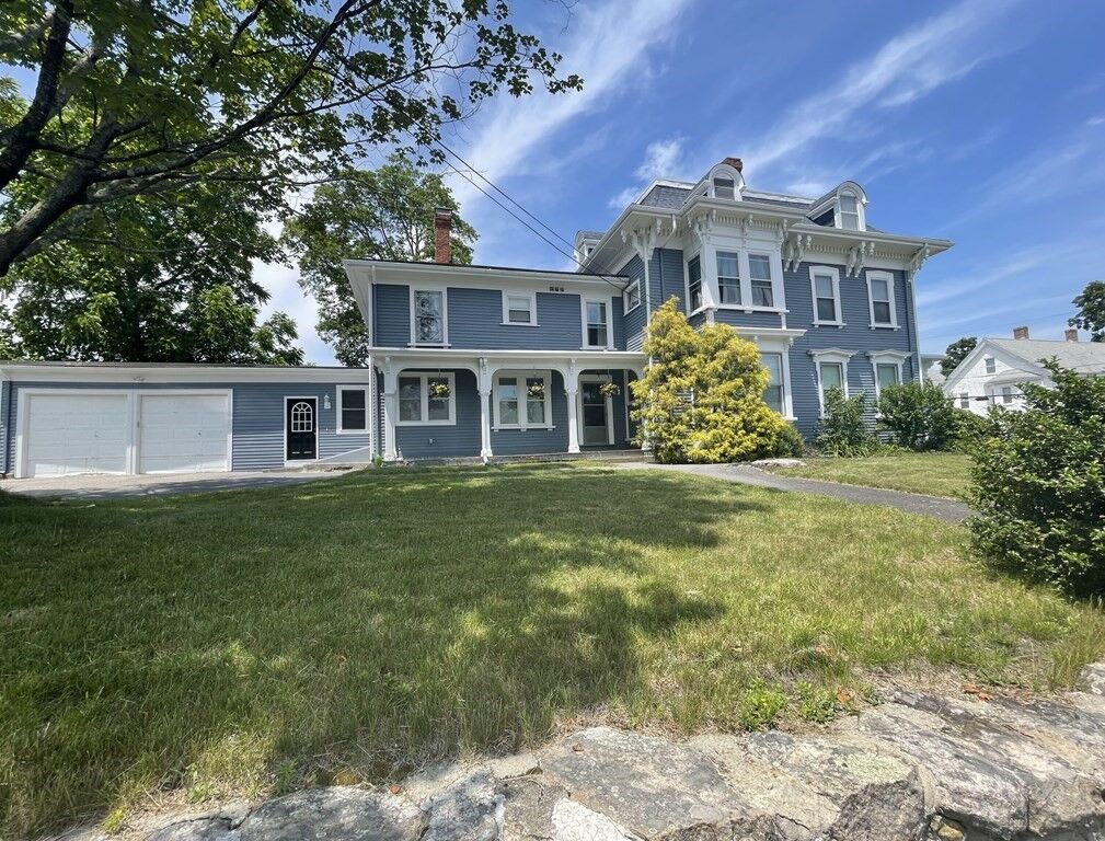 Property Photo: 108 Vernon 1 MA 02062