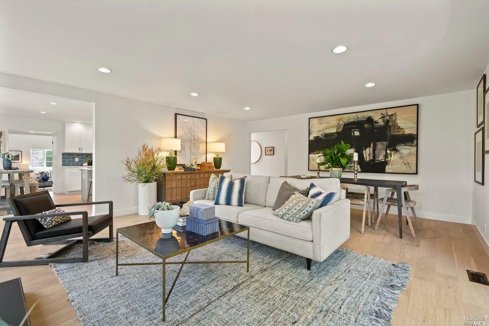 412 Calle De La Mesa  Novato CA 94949 photo