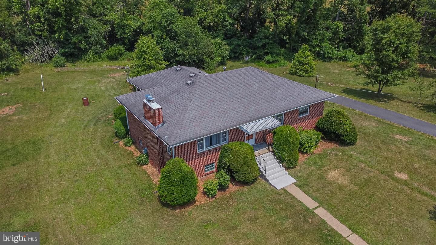 Property Photo:  15911 Llewellyn Avenue  MD 21557 