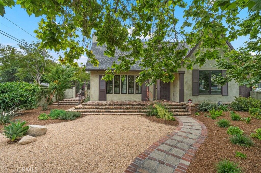 Property Photo:  3364 Yorkshire Road  CA 91107 