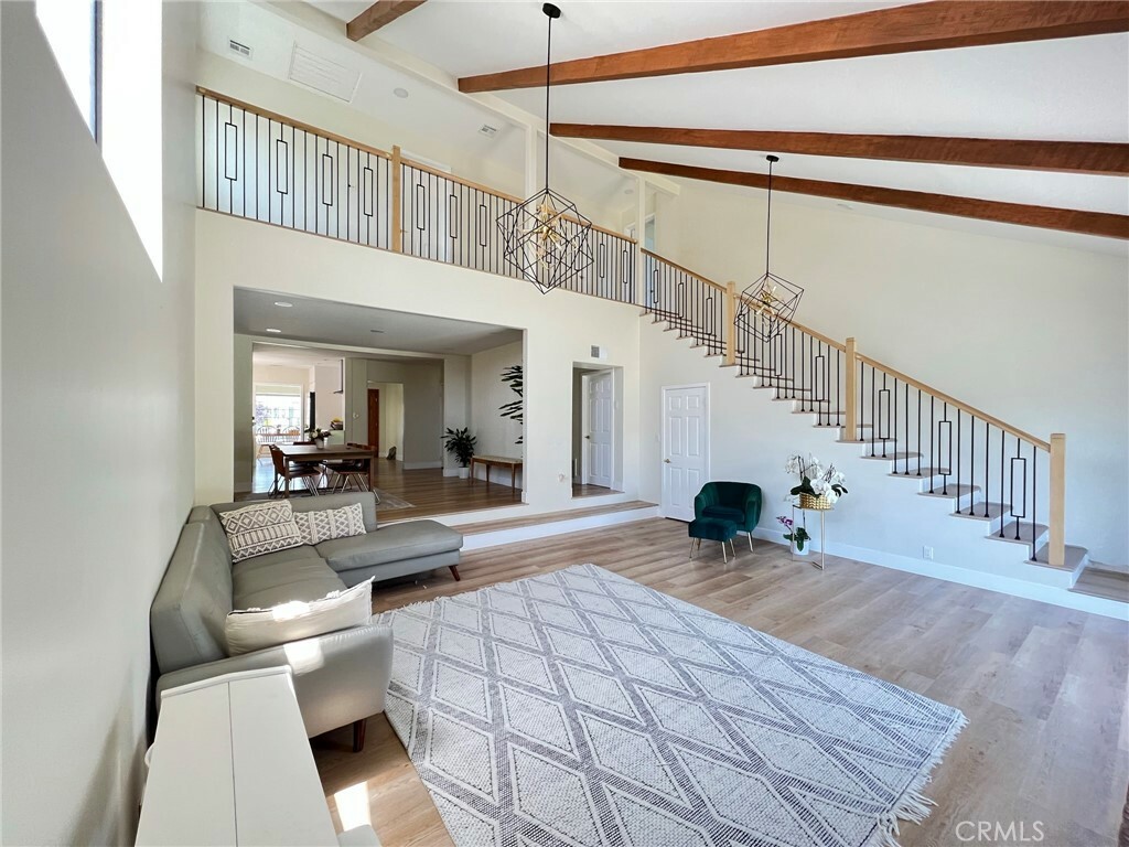 Property Photo: 1432 N Catalina Street CA 91505