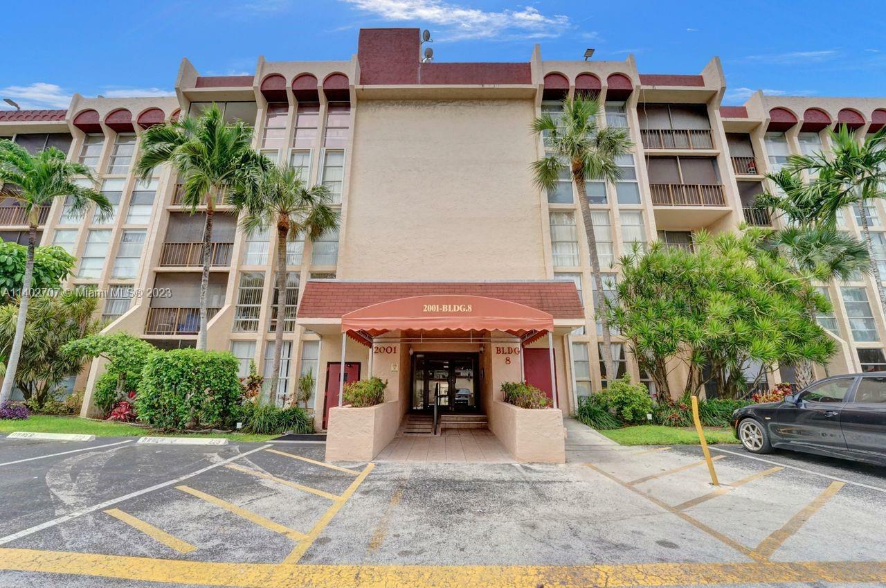 Property Photo: 2001 Atlantic Shores Blvd 209 FL 33009
