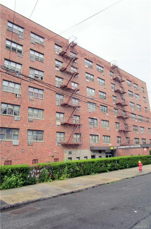 15 St. Andrew'S Place 3M  Yonkers NY 10705 photo