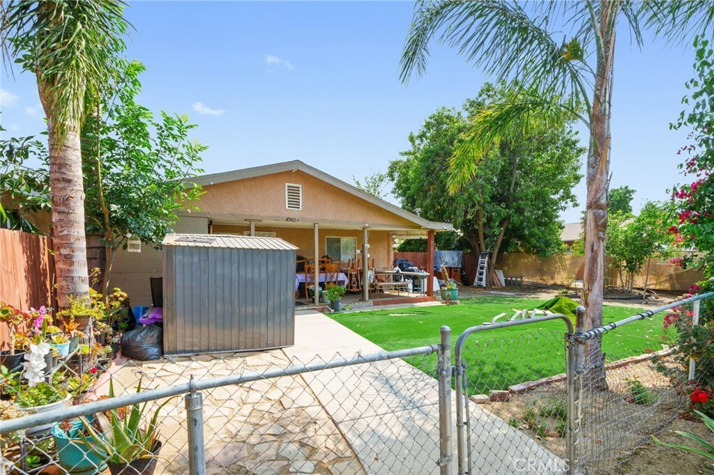 Property Photo:  8342 Cypress Avenue  CA 92503 