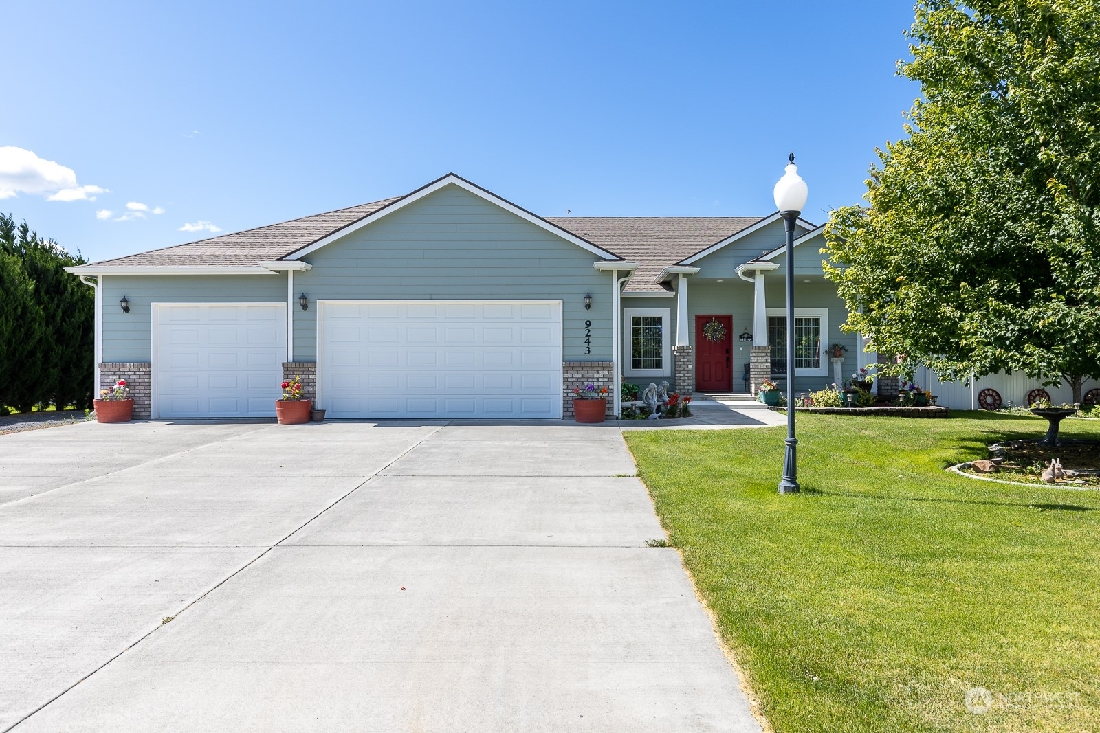 Property Photo:  9243 SE Albert Way  WA 98837 