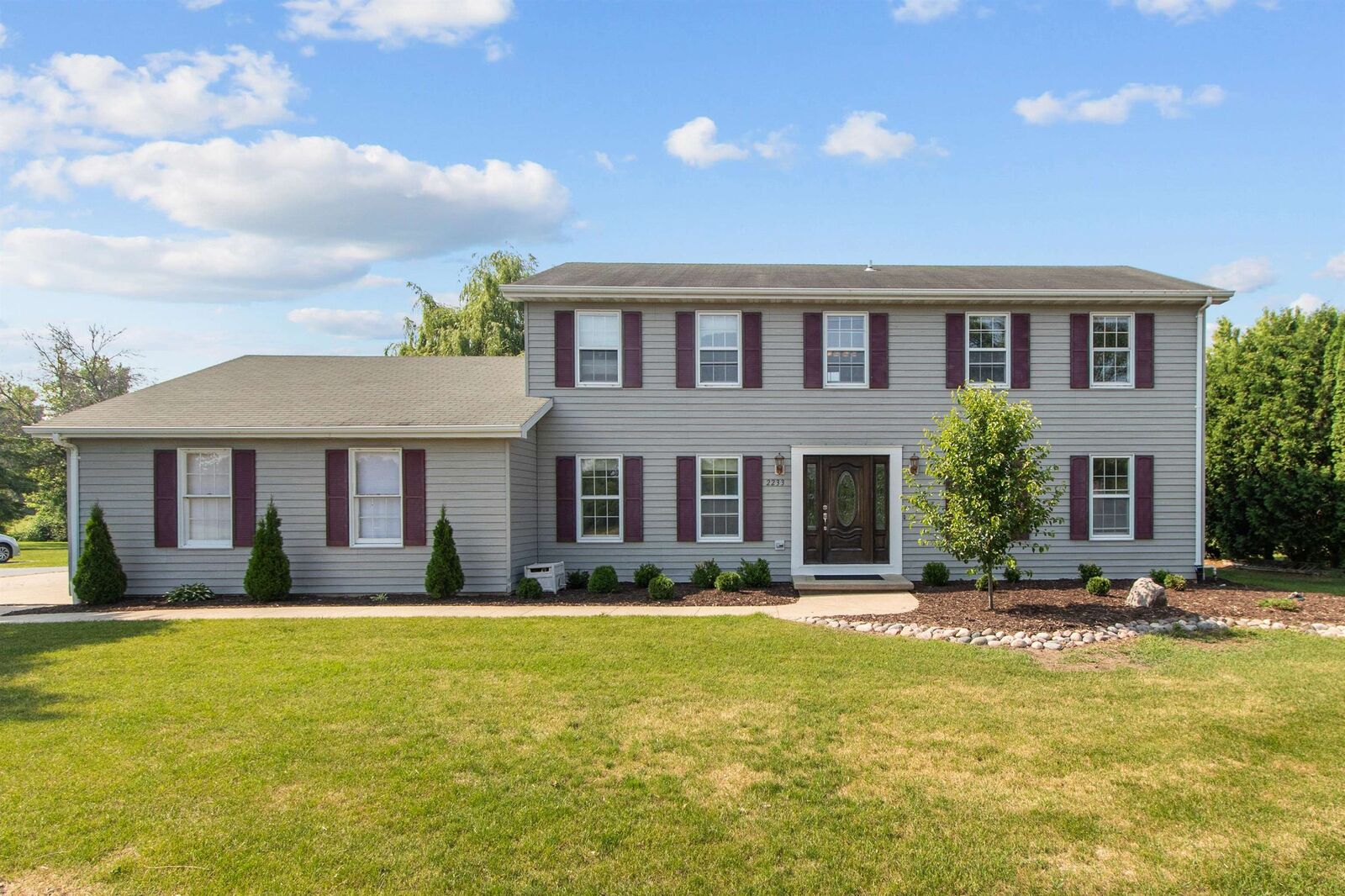 Property Photo:  2233 E Shady Lane  WI 54956 