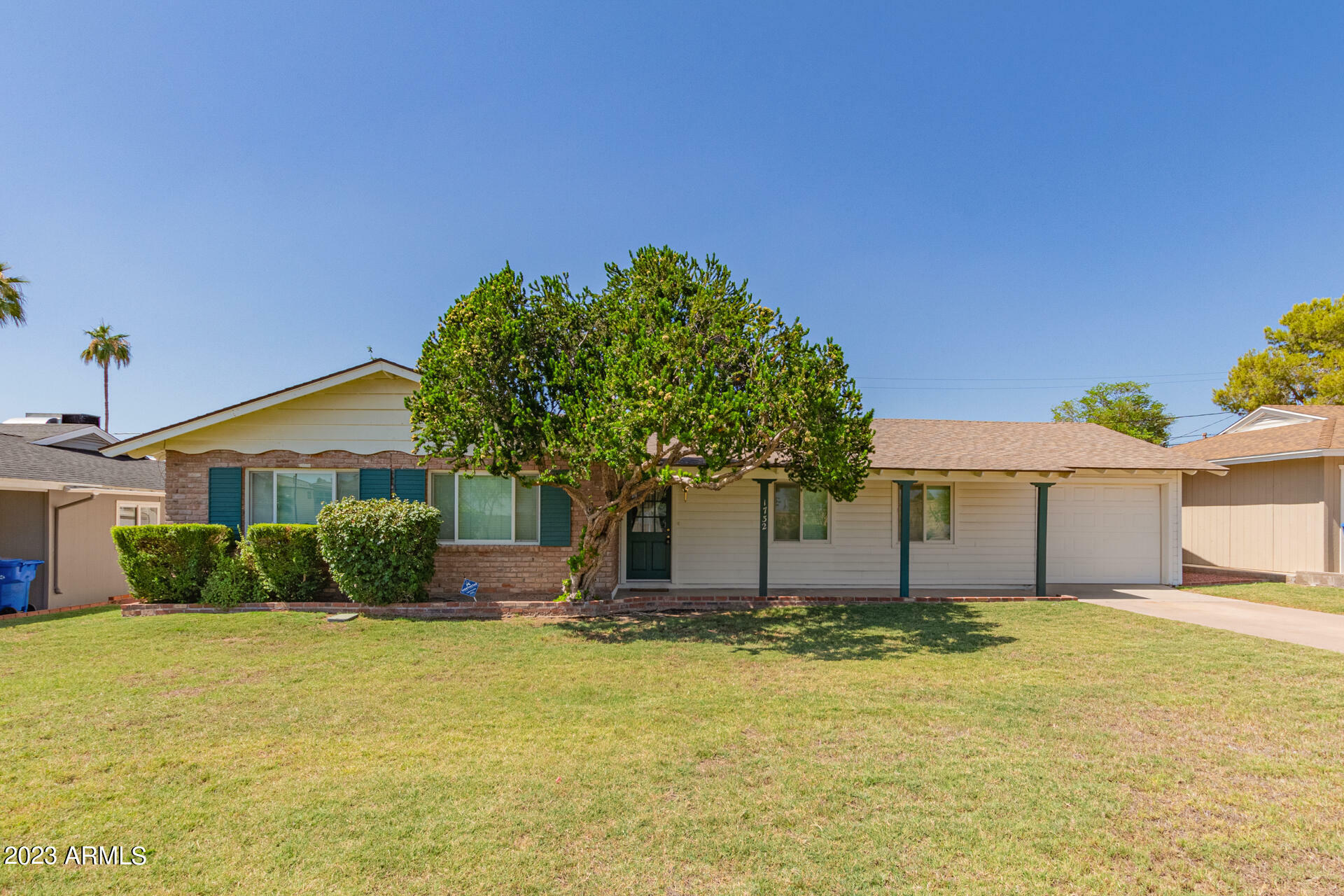 Property Photo: 1732 E Maryland Avenue AZ 85016