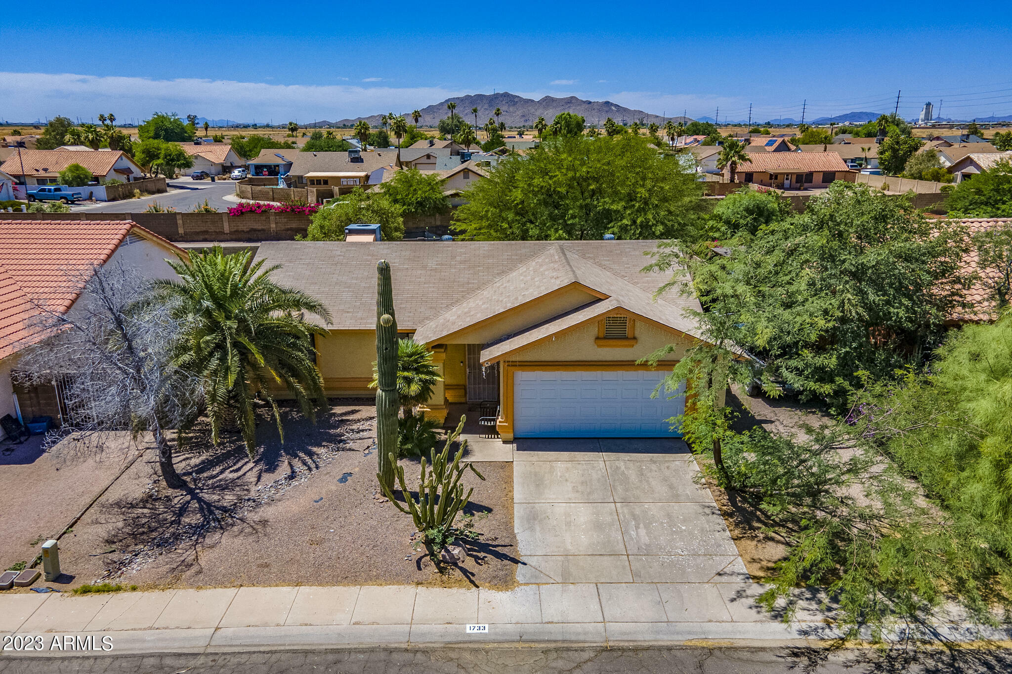 Property Photo:  1733 E Catalina Street  AZ 85122 