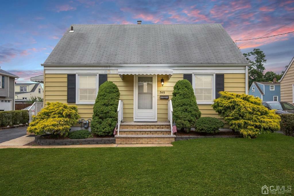 Property Photo:  549 Lorraine Avenue  NJ 08846 