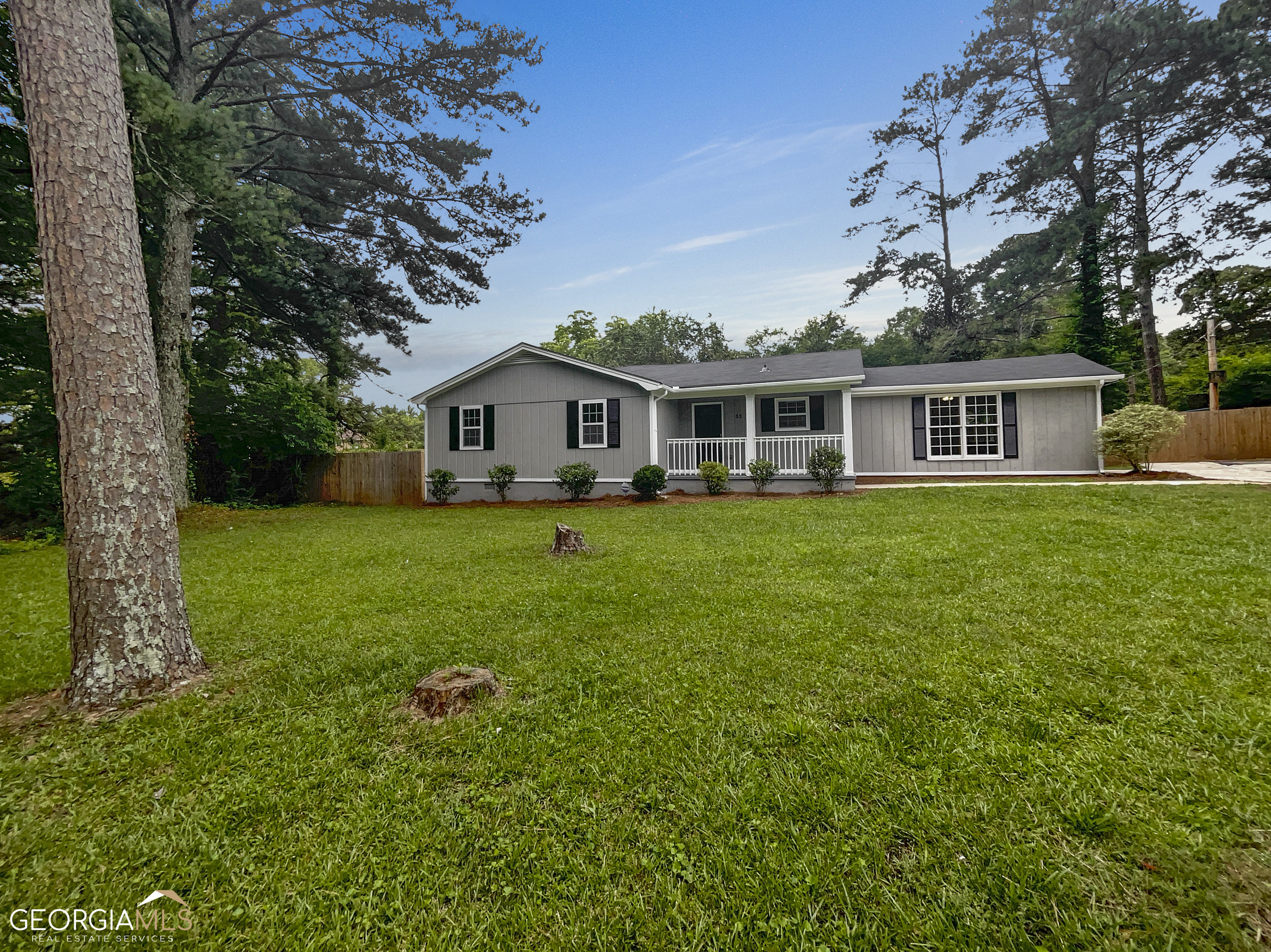 Property Photo:  55 Woodland Road  GA 30016 