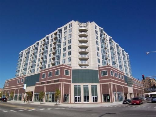 Property Photo:  1134 W Granville Avenue 701  IL 60660 