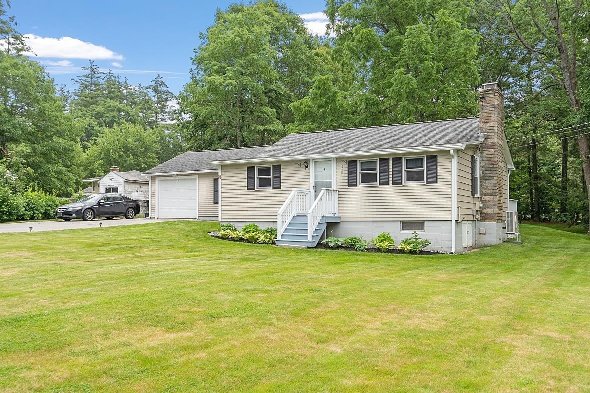 Property Photo: 8 Carter Road NH 03054