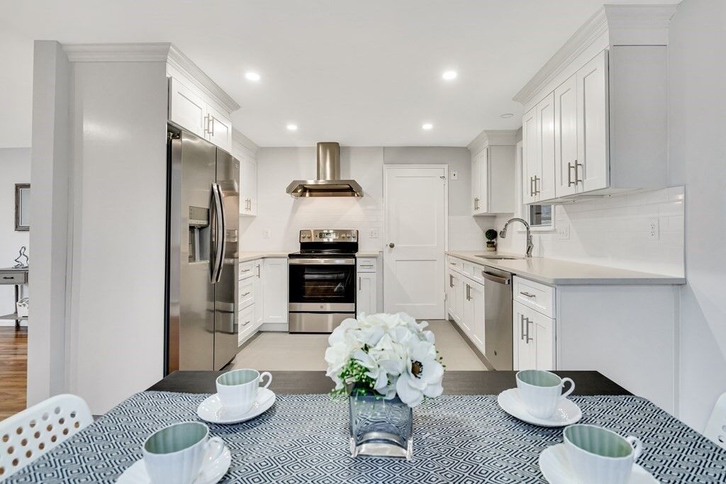 Property Photo: 13 Carson Rd MA 01801