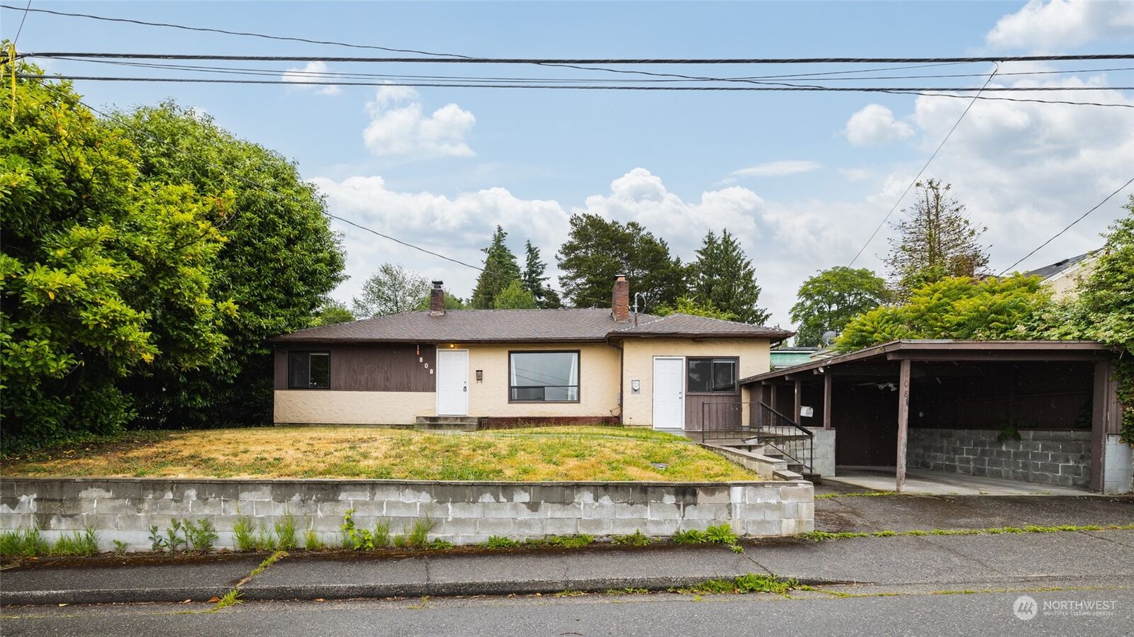 Property Photo:  808 N 6th Street  WA 98273 