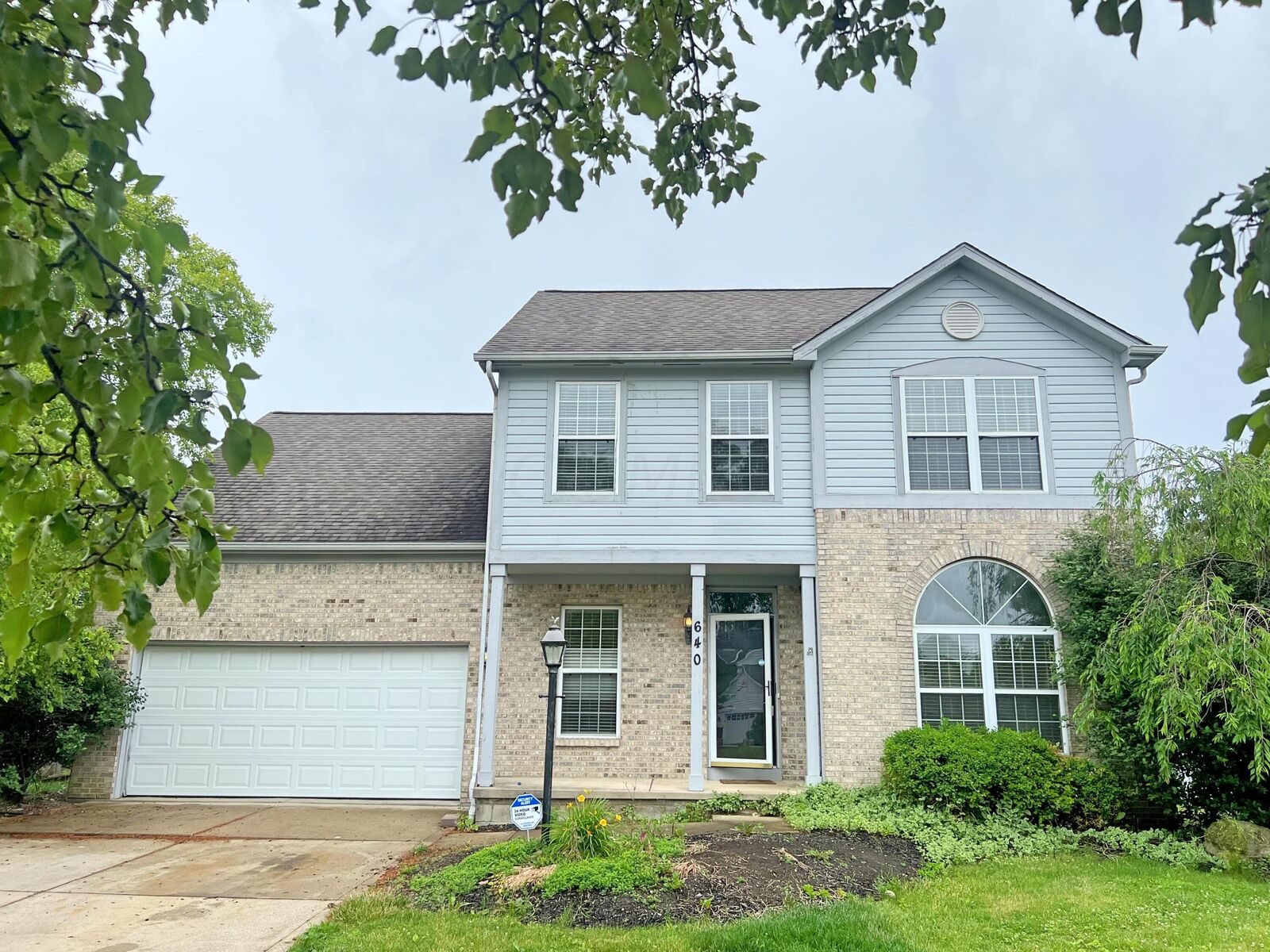 Property Photo:  640 Montmorency E Drive  OH 43147 