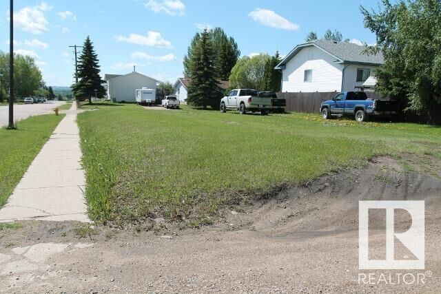 Property Photo: 5102 59 Avenue AB T0A 1A0