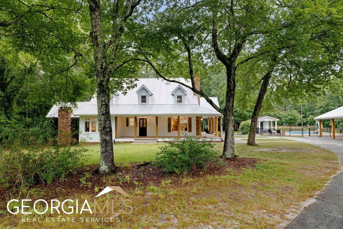 Property Photo: 2151 N Highway 113 N GA 30179