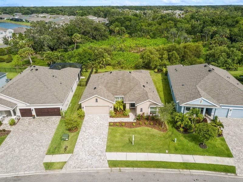 Property Photo:  5511 Gavella Cove  FL 34221 