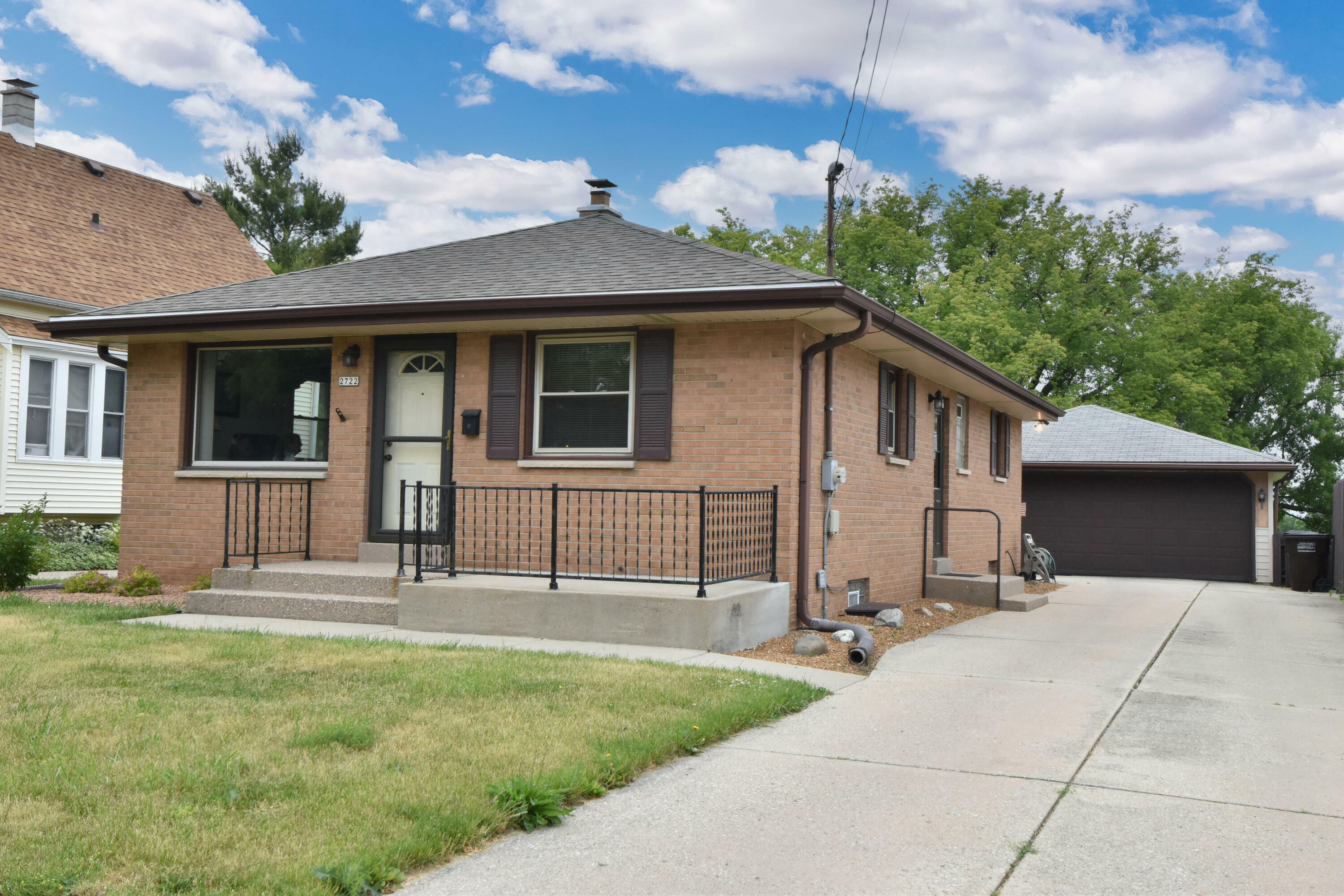 Property Photo:  2722 E Denton Ave  WI 53235 