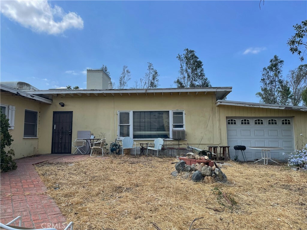 Property Photo:  990 5th Street  CA 92860 