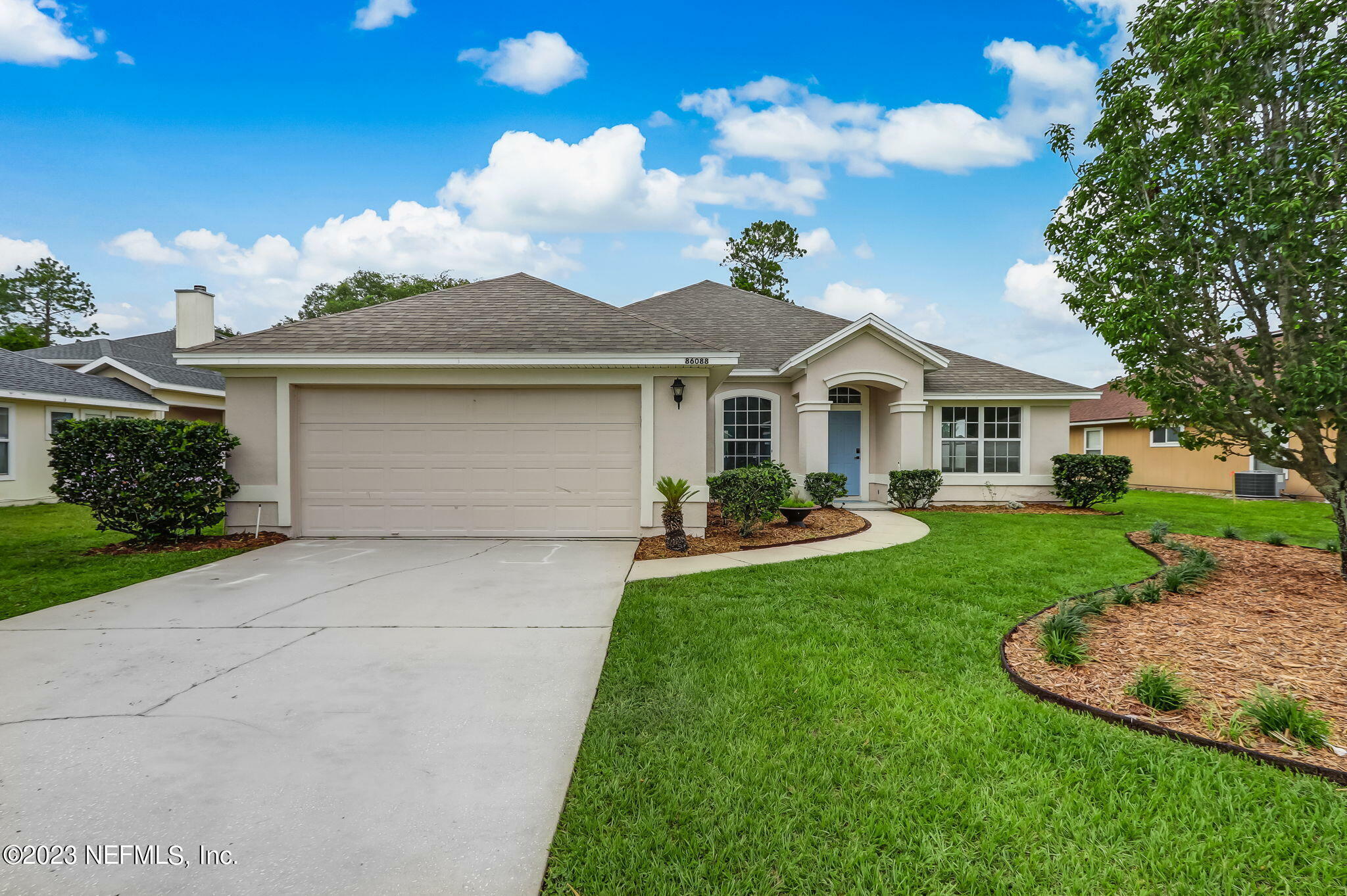 Property Photo:  86088 Sand Hickory Trail  FL 32097 