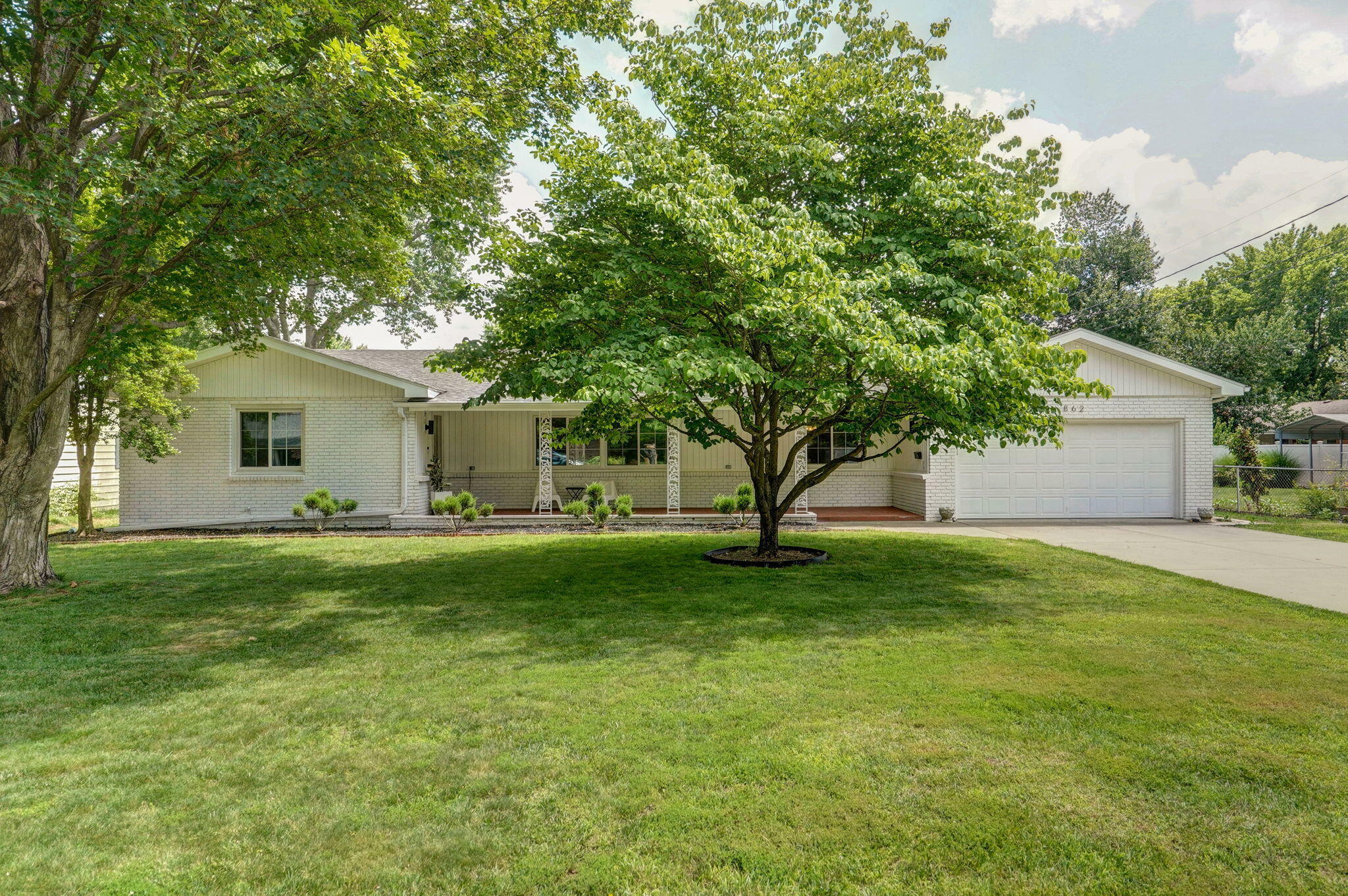 Property Photo: 862 W Lasalle Street MO 65807