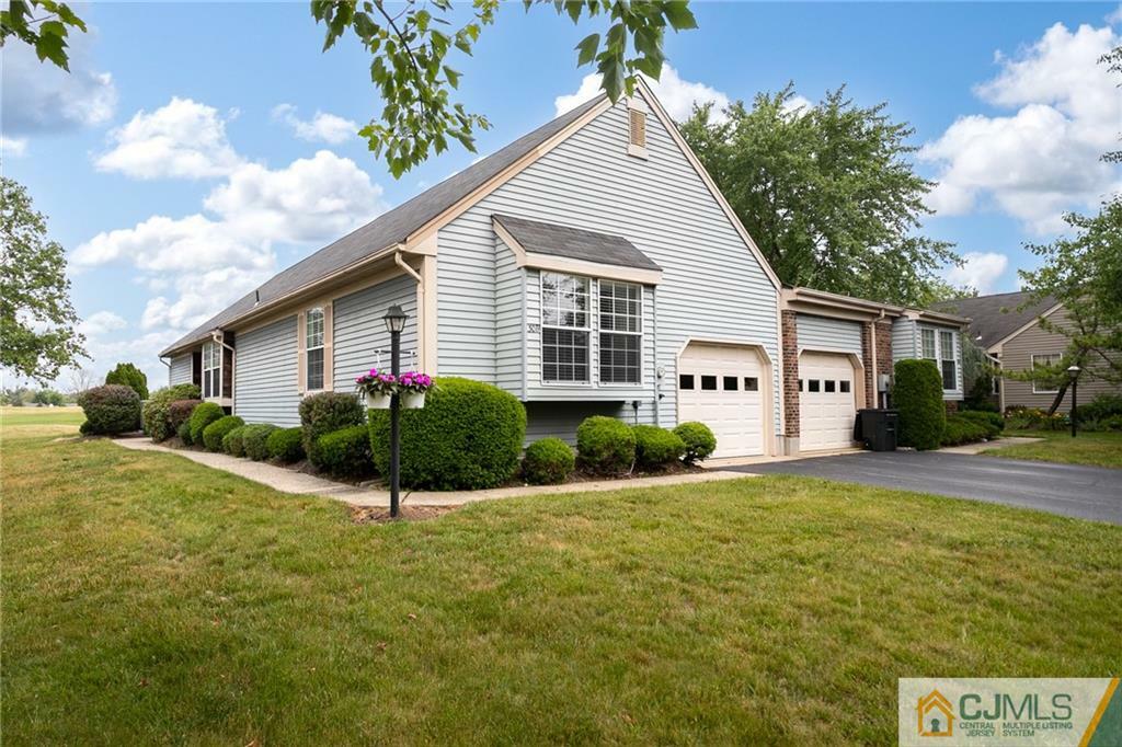 Property Photo:  30B Yorkshire Drive  NJ 08831 