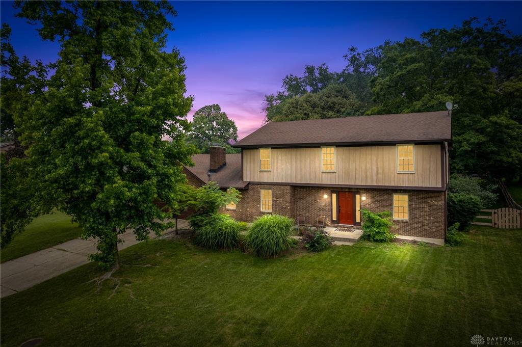 Property Photo: 6750 Oak Field Drive OH 45415