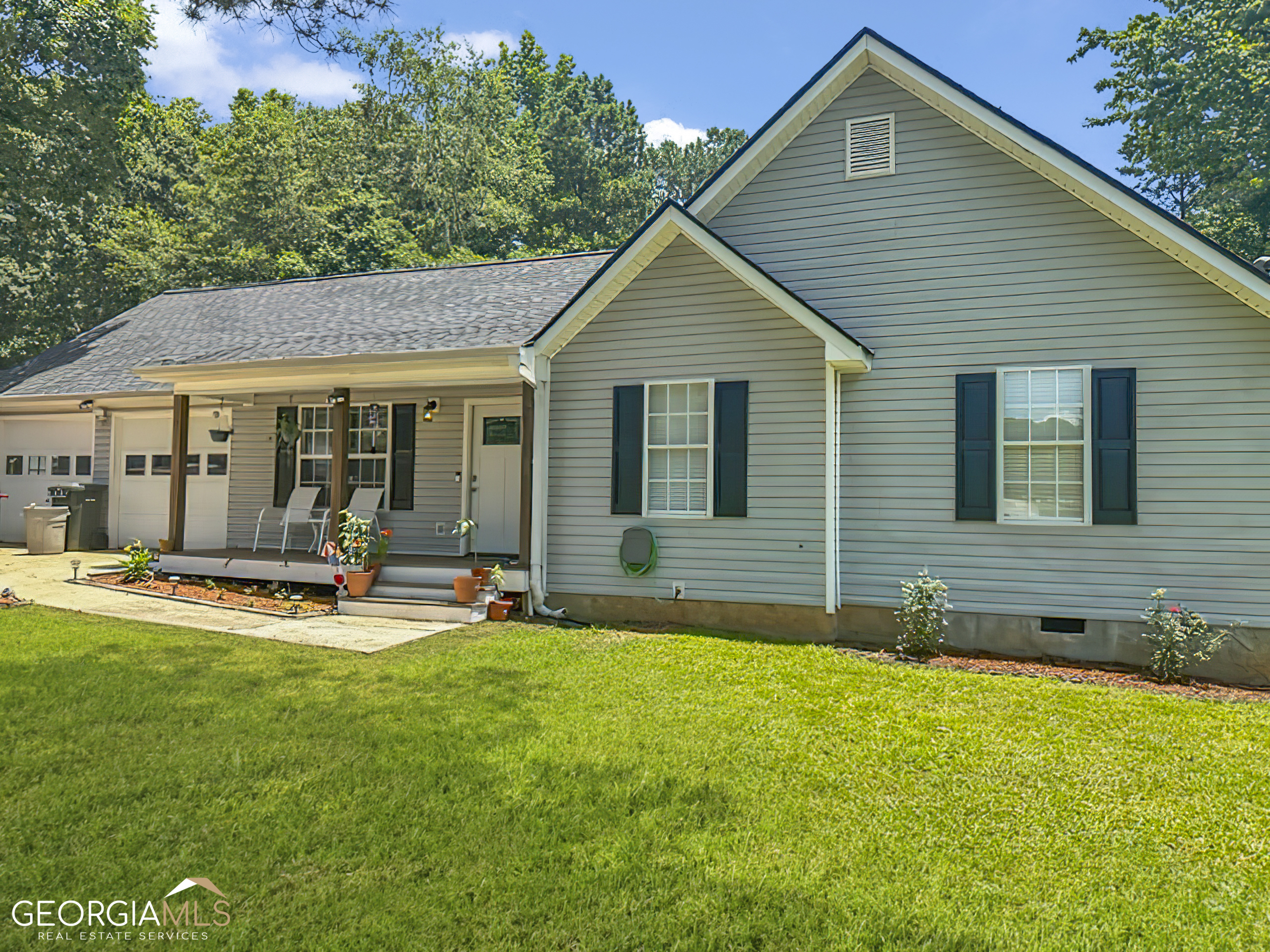 Property Photo: 335 Willow Lane GA 30179