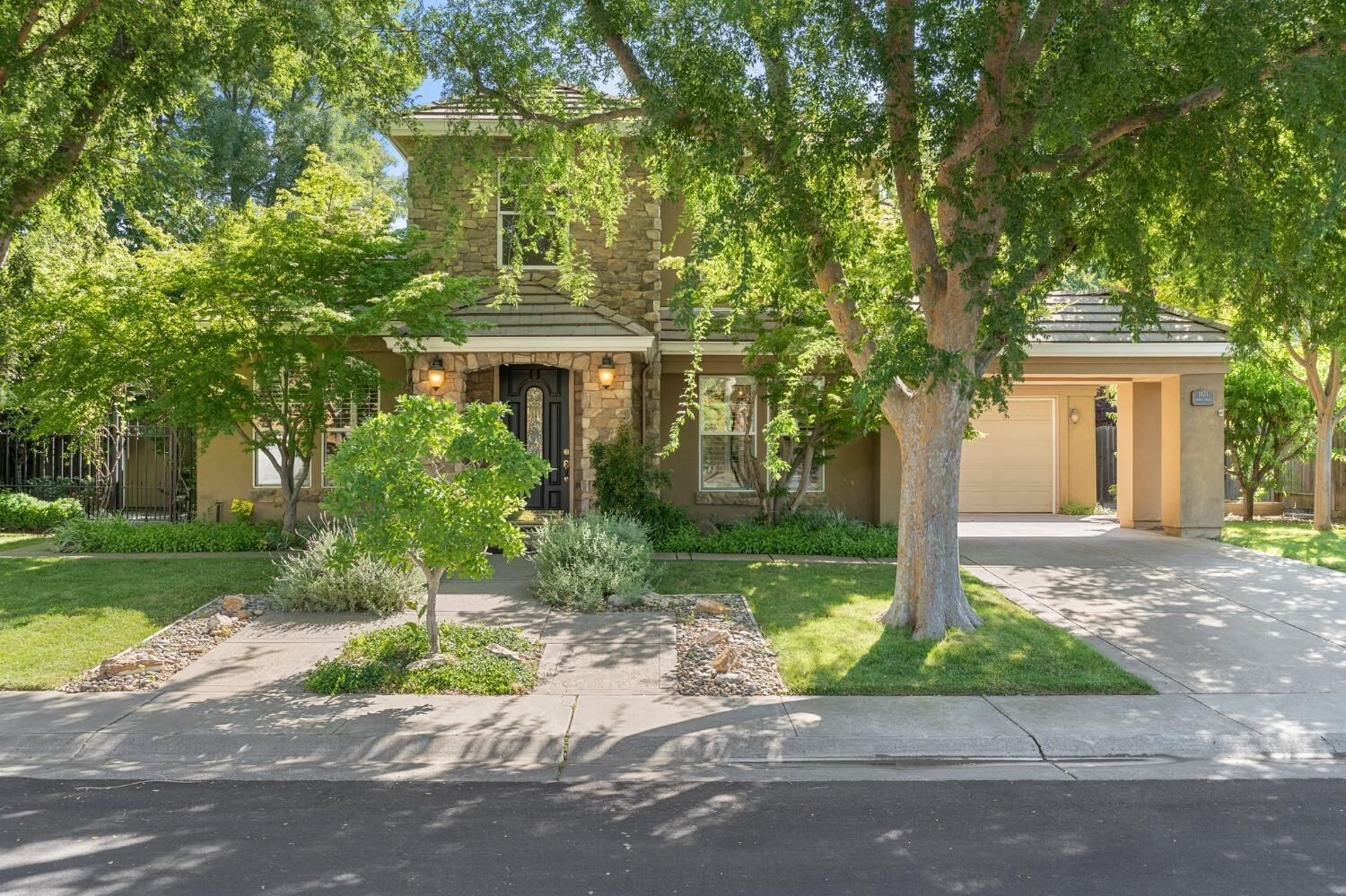 Property Photo:  1434 Ranier Street  CA 95618 