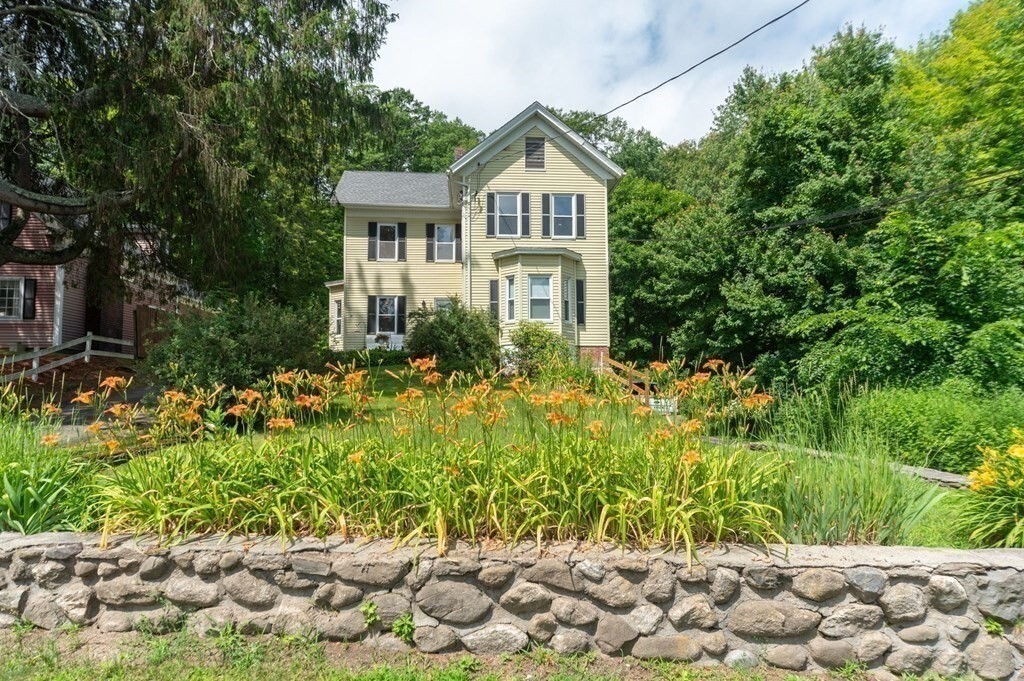 47 N Main St  West Boylston MA 01583 photo