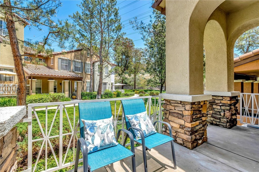 Property Photo:  28150 Ashbrook Lane  CA 91354 