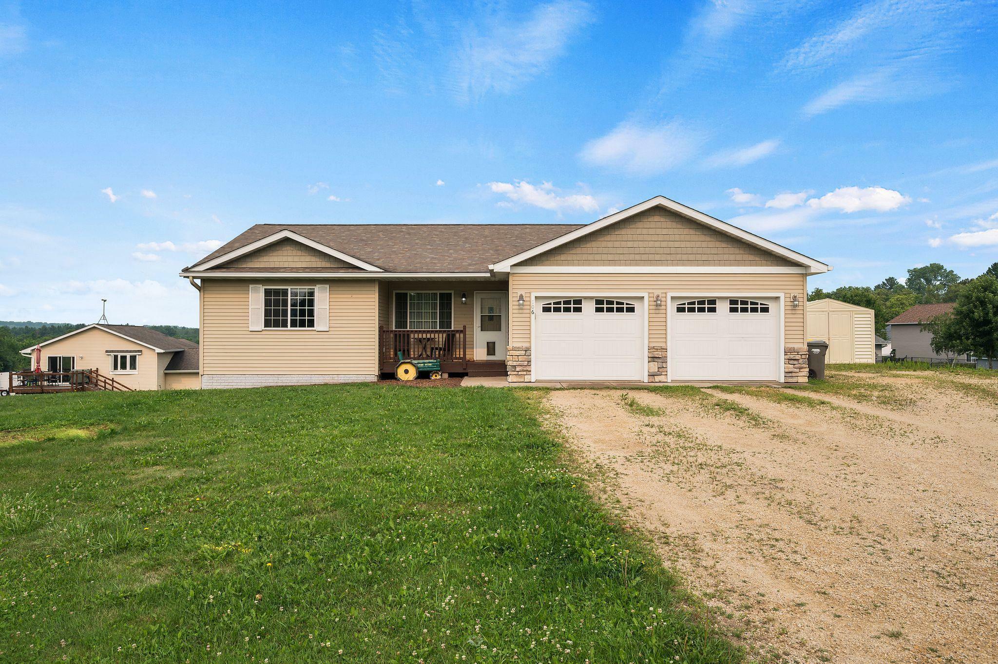 Property Photo:  106 Prairie Circle  WI 54028 