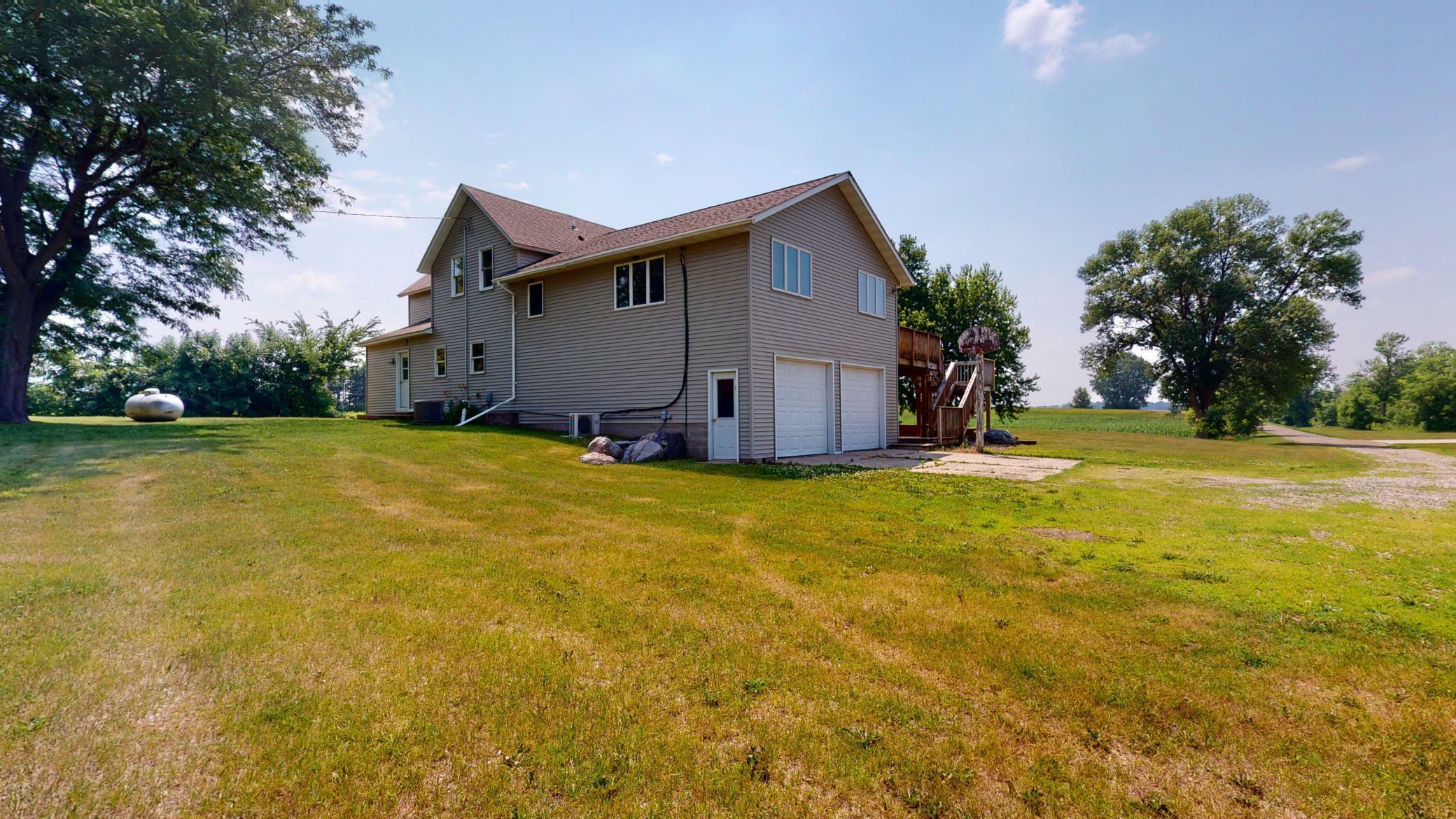 Property Photo:  22598 700th Avenue  MN 56007 