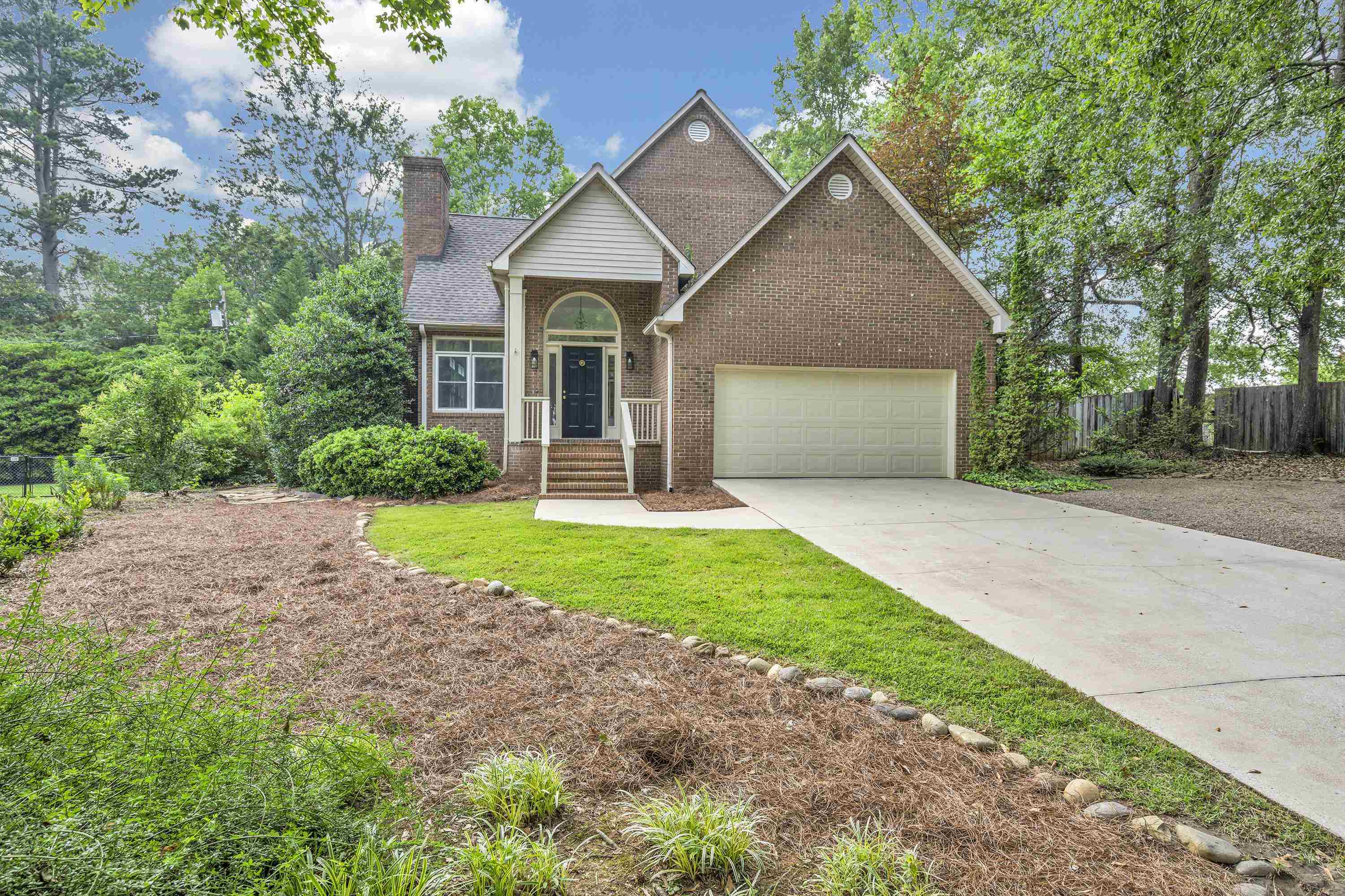 Property Photo:  100 Gable Court  SC 29307 