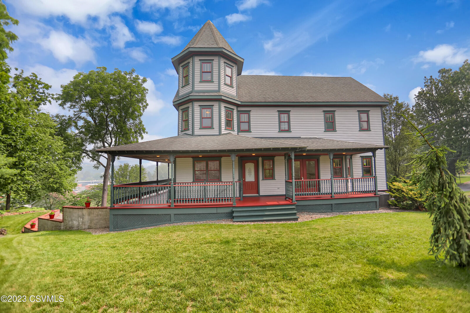 Property Photo:  33 Old Orchard Road  PA 17847 