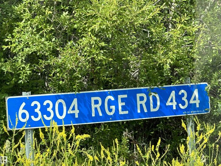 Property Photo:  63304 Rng Rd 434  AB T9M 1P1 