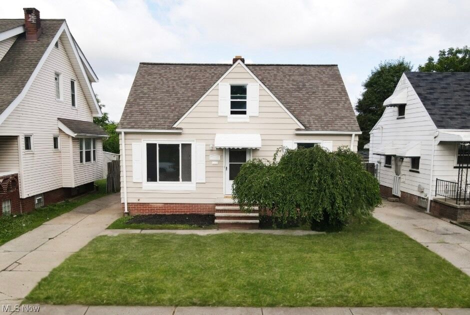 Property Photo:  4686 E 90th Street  OH 44125 