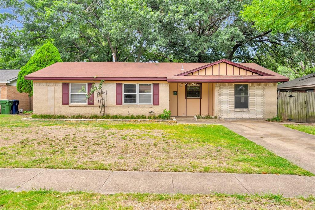 Property Photo:  714 Pleasant Valley Road  TX 75040 