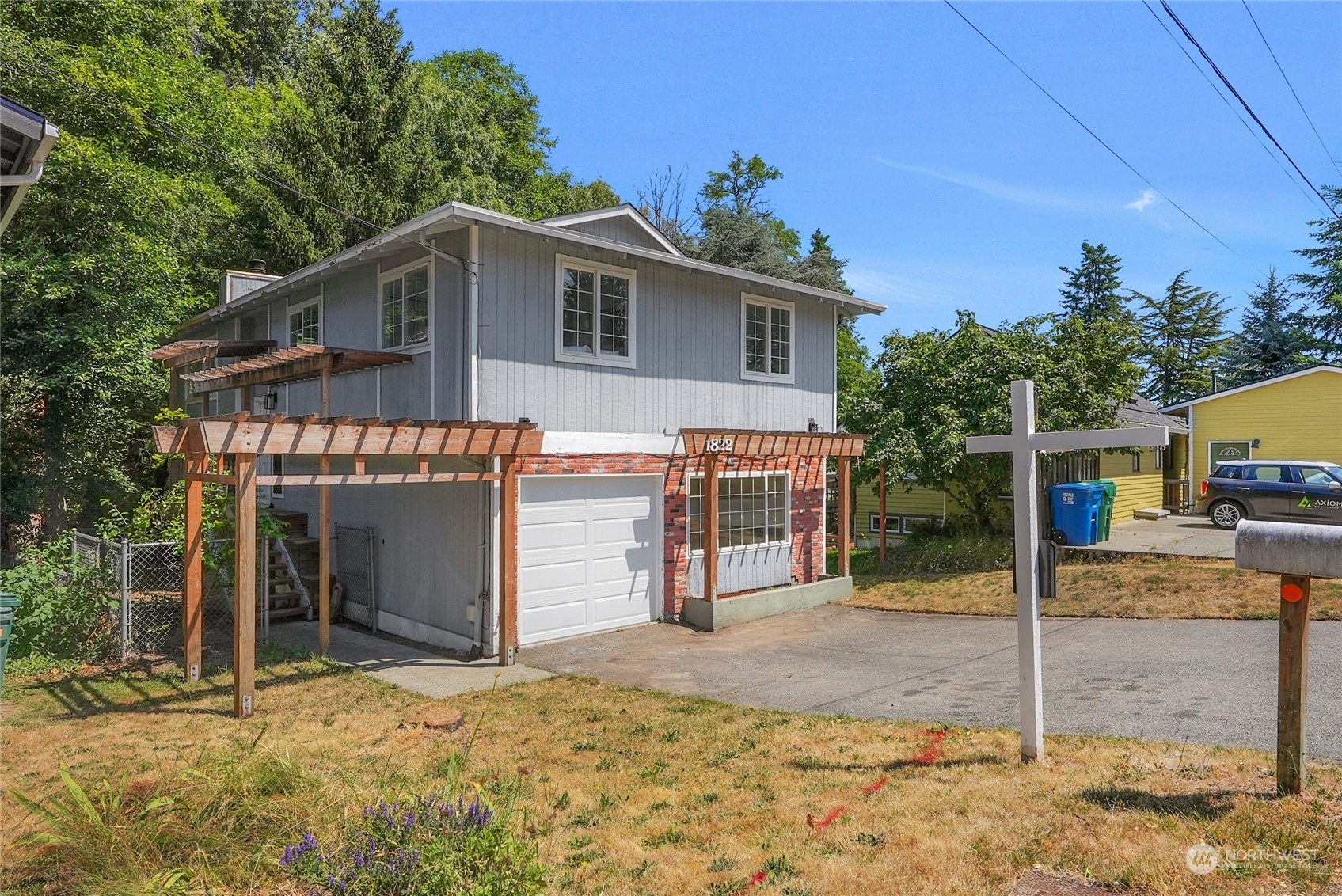 Property Photo: 1822 NE 96th Street WA 98115