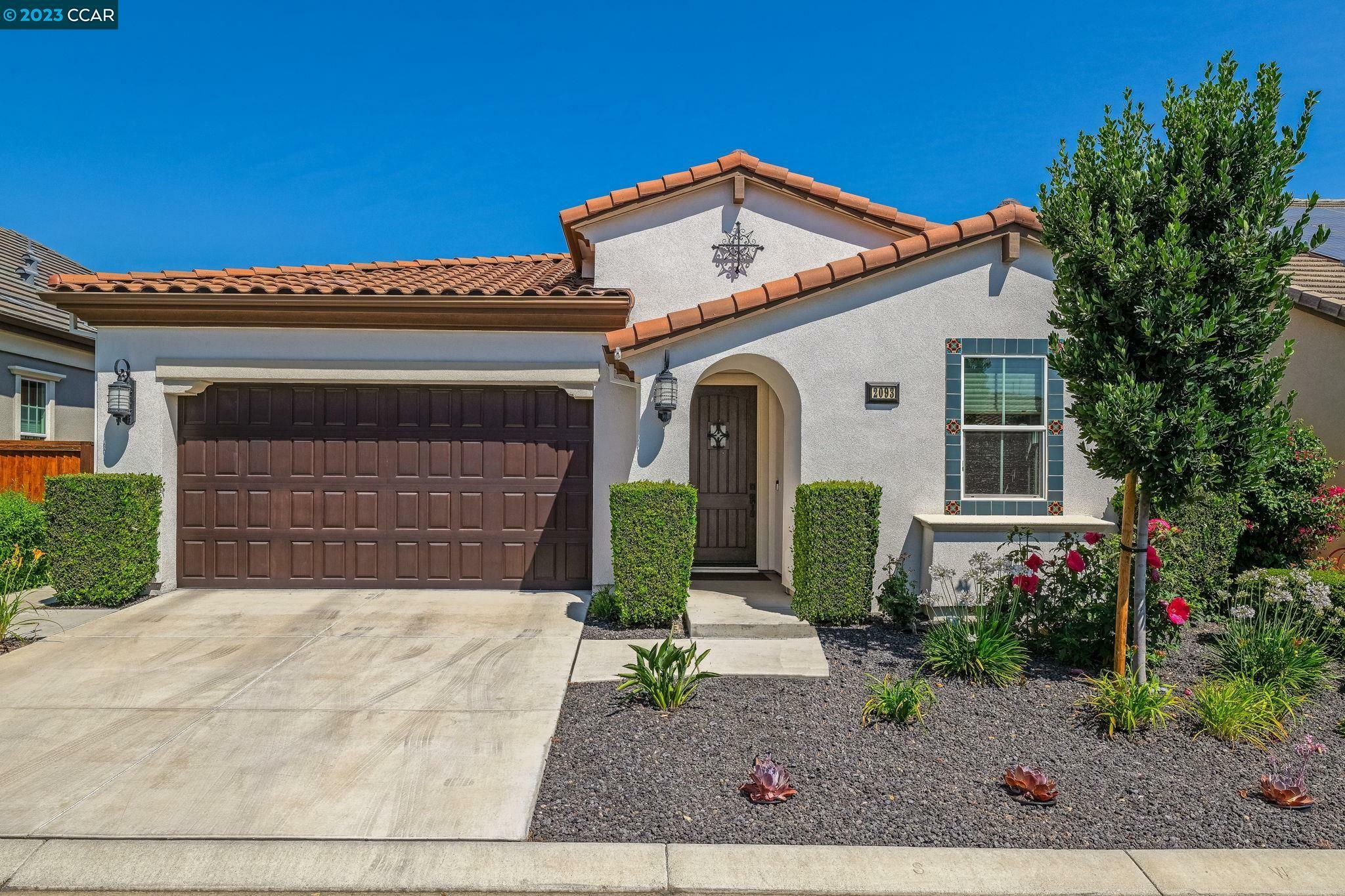 Property Photo: 2093 Rioja Way CA 94513