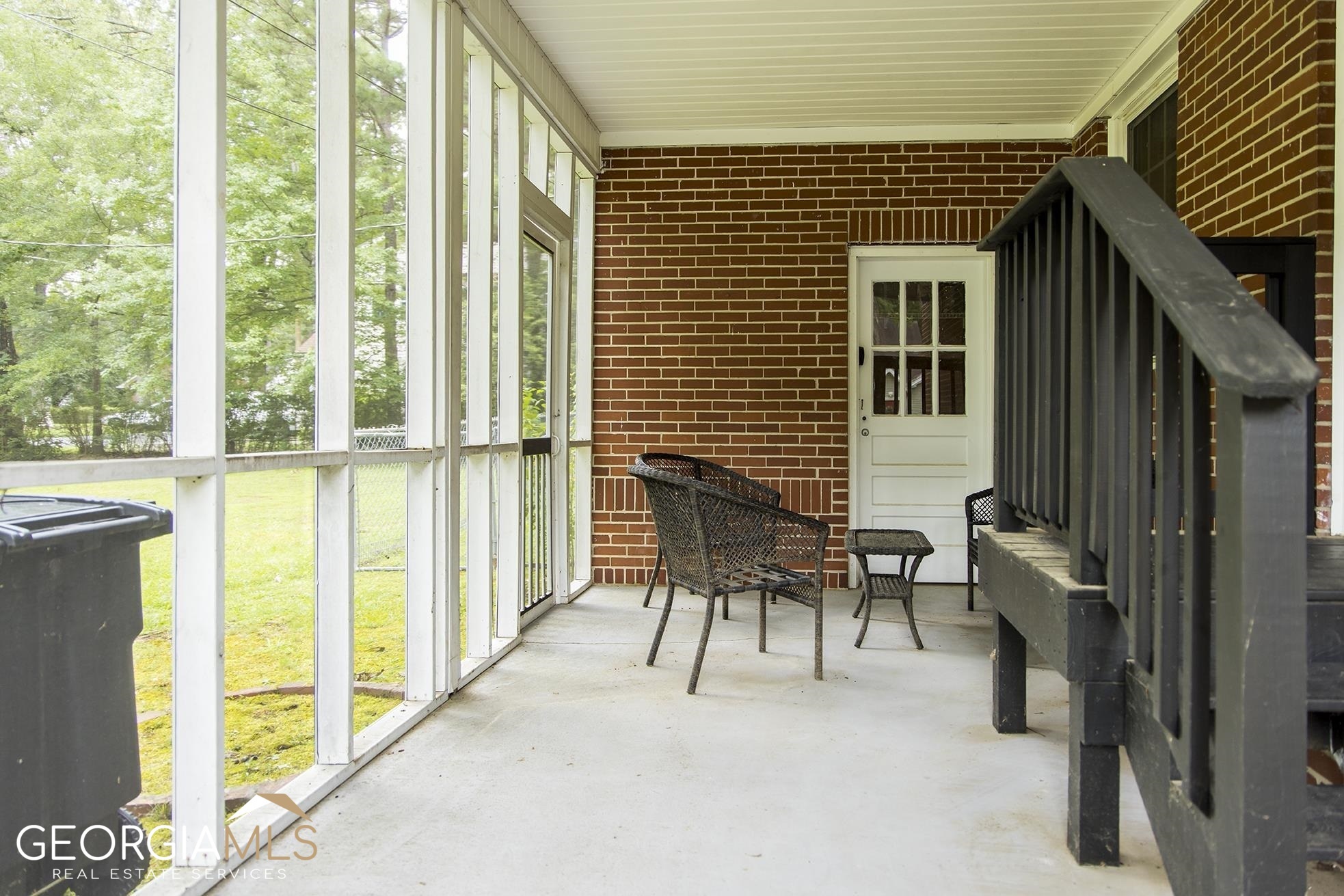 Property Photo:  18 Oakwood Street  GA 30165 