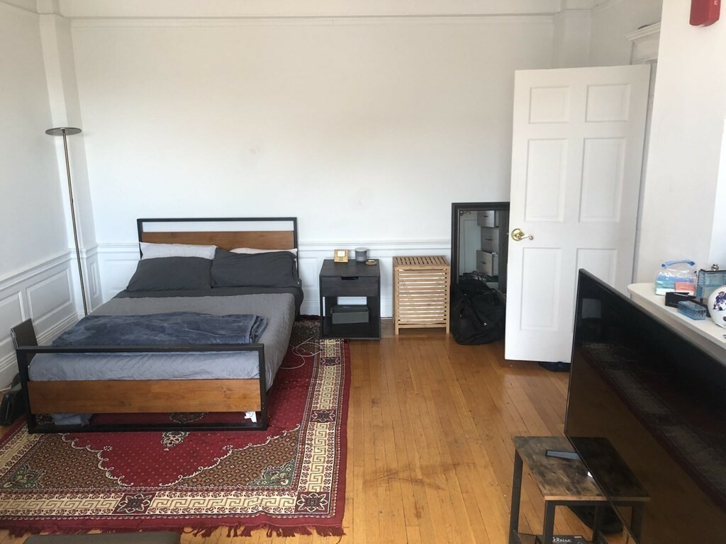 Property Photo: 466 Commonwealth Ave 705 MA 02215